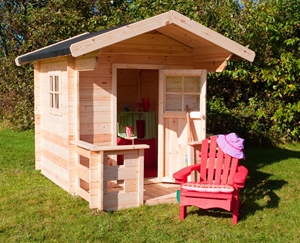 Plus Legehus m/terrasse 16741-1. 134 x 134 cm + terrasse, 19 mm blokhusbrædder